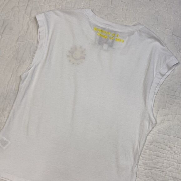 Kerri Rosenthal White Top with Smiling Sun Graphic size XS - Picture 3 of 9
